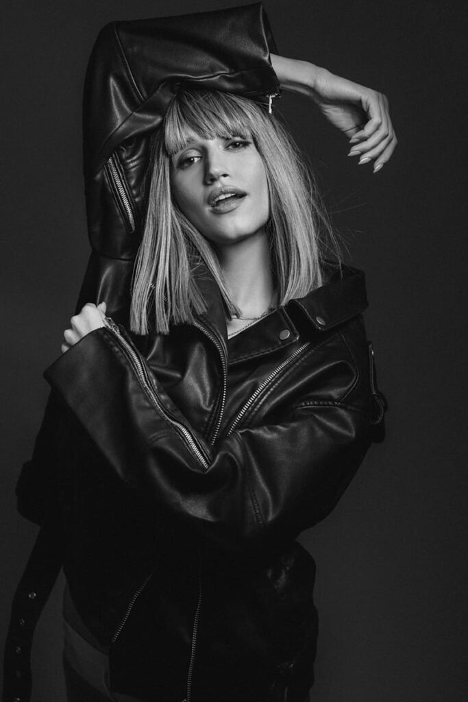 Nikola Elefant fashion fotografka svatební fotografka Praha